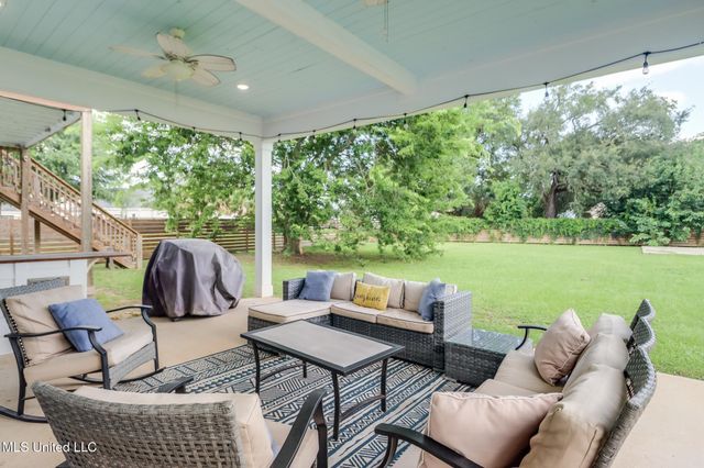 1411 2nd Street, Gulfport, MS 39501