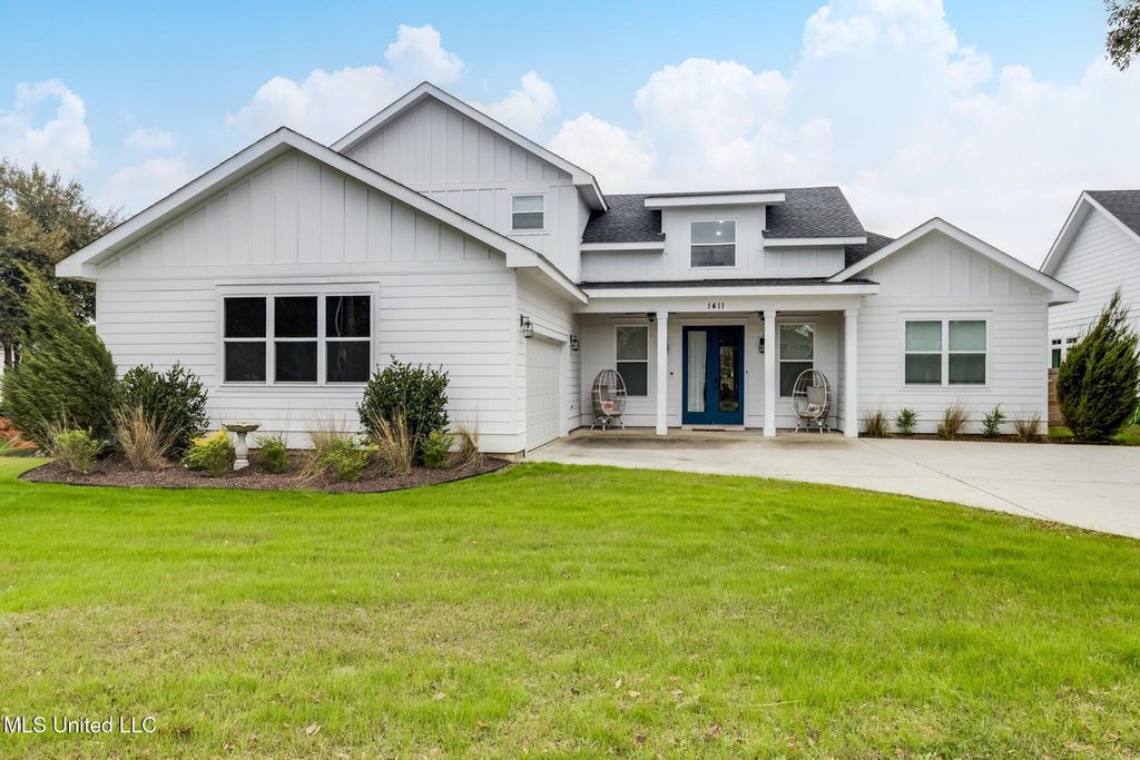 1411 2nd Street, Gulfport, MS 39501