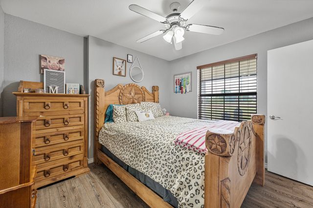 401 Brock Spur, Millsap, TX 76066