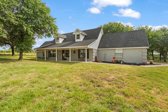 401 Brock Spur, Millsap, TX 76066