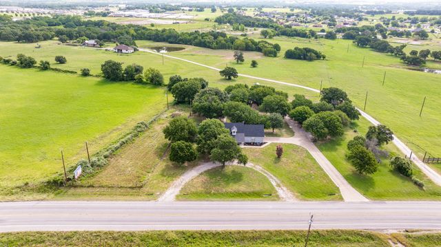 401 Brock Spur, Millsap, TX 76066