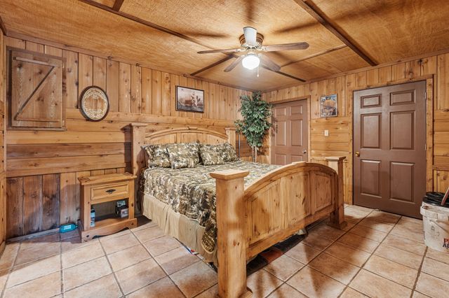 401 Brock Spur, Millsap, TX 76066