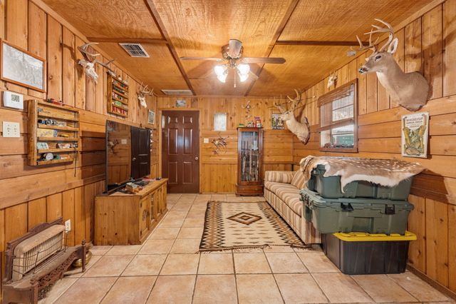 401 Brock Spur, Millsap, TX 76066