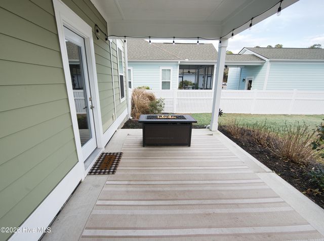 9154 Village Lake Drive SW, Calabash, NC 28467