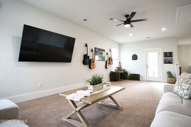 9154 Village Lake Drive SW, Calabash, NC 28467