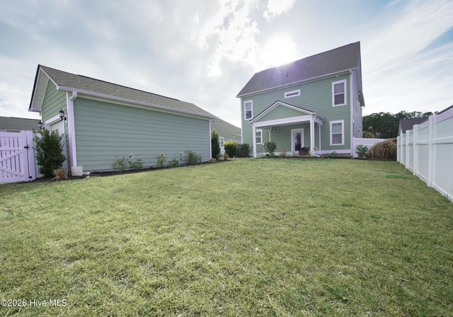 9154 Village Lake Drive SW, Calabash, NC 28467