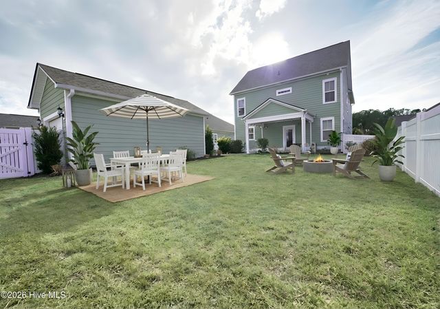 9154 Village Lake Drive SW, Calabash, NC 28467