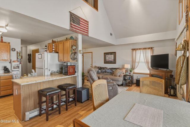 1382 Nys Rt 9P, Saratoga, NY 12866