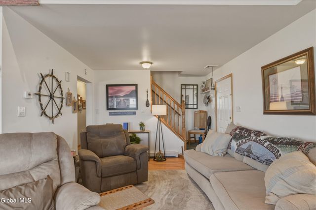 1382 Nys Rt 9P, Saratoga, NY 12866