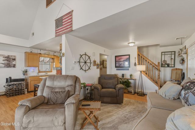1382 Nys Rt 9P, Saratoga, NY 12866