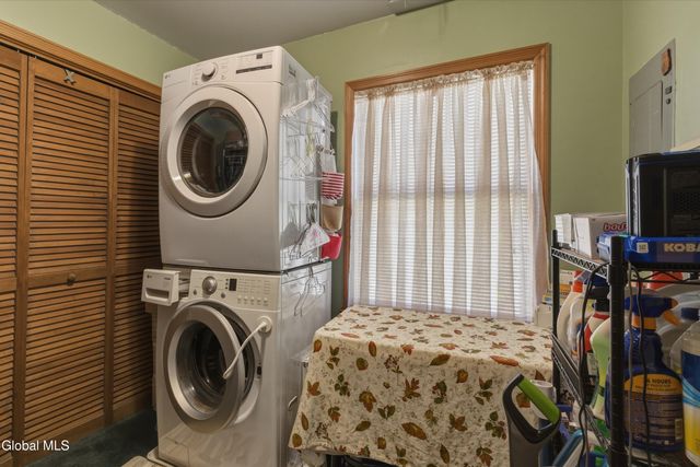 1382 Nys Rt 9P, Saratoga, NY 12866