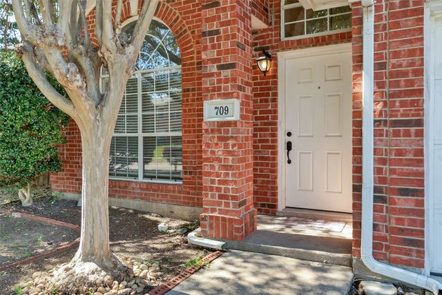 709 Bluffview Drive, Mckinney, TX 75071