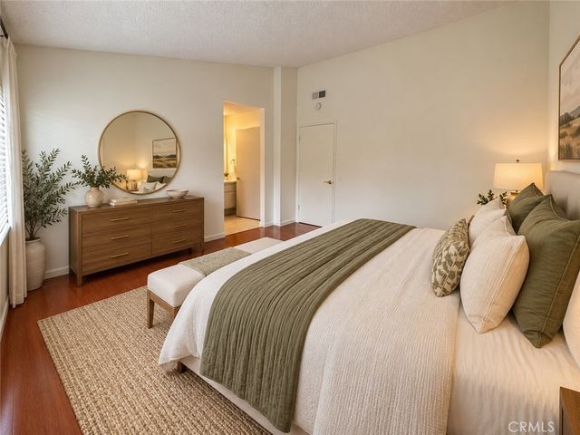 64 Ashbrook, Irvine, CA 92604
