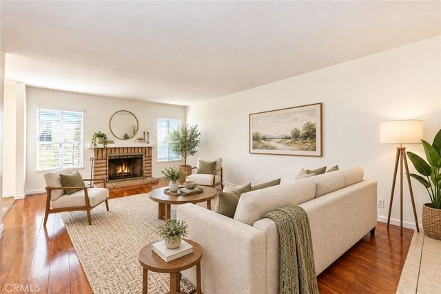 64 Ashbrook, Irvine, CA 92604