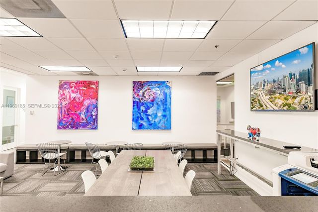 175 SW 7th Street 1901, Miami, FL 33130