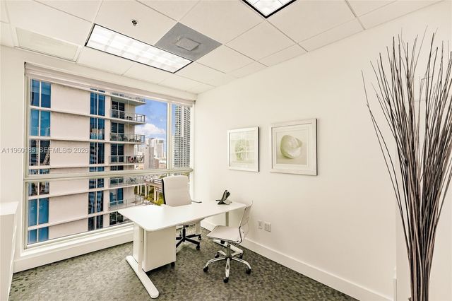 175 SW 7th Street 1901, Miami, FL 33130