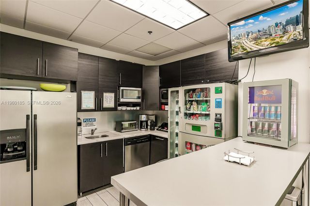 175 SW 7th Street 1901, Miami, FL 33130