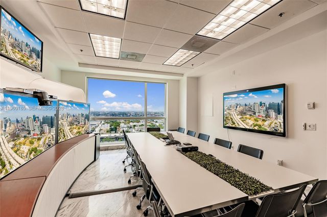 175 SW 7th Street 1901, Miami, FL 33130