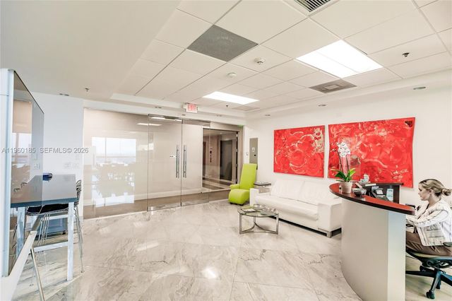 175 SW 7th Street 1901, Miami, FL 33130
