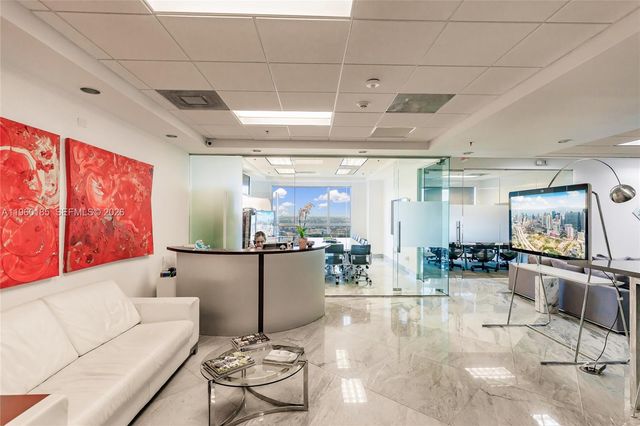 175 SW 7th Street 1901, Miami, FL 33130