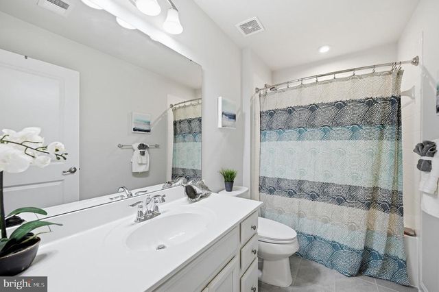 5316 HOLLEY OAK LN, Fredericksburg, VA 22407