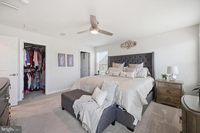 5316 HOLLEY OAK LN, Fredericksburg, VA 22407