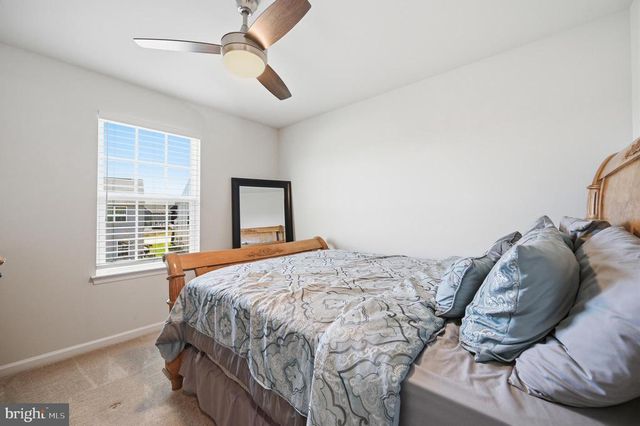 5316 HOLLEY OAK LN, Fredericksburg, VA 22407
