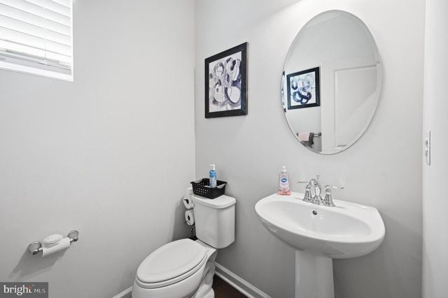 5316 HOLLEY OAK LN, Fredericksburg, VA 22407