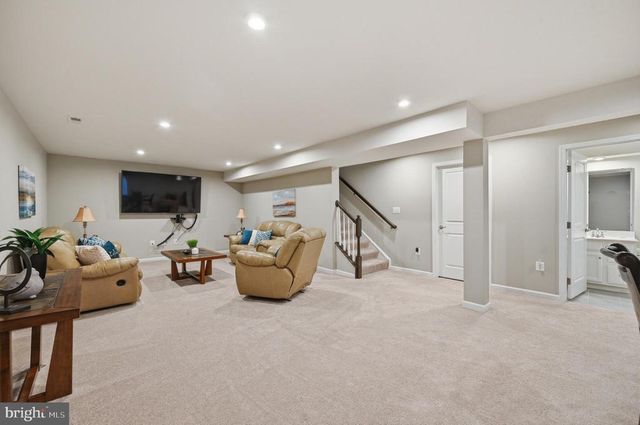5316 HOLLEY OAK LN, Fredericksburg, VA 22407