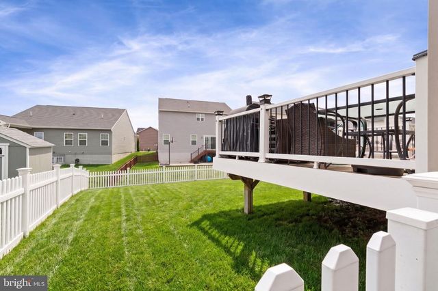 5316 HOLLEY OAK LN, Fredericksburg, VA 22407