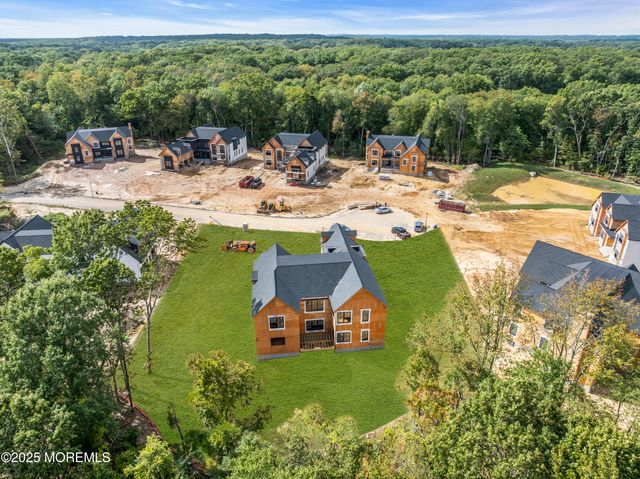 2 Lourdes Court, Farmingdale, NJ 07727