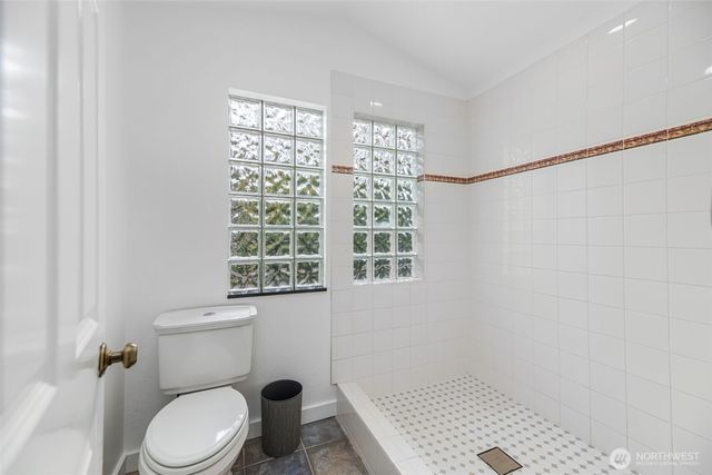 2708 NE 98th Street, Seattle, WA 98115