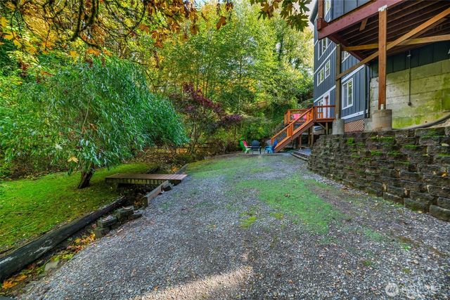 2708 NE 98th Street, Seattle, WA 98115