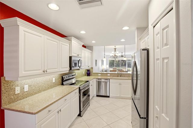 5655 KEY LARGO COURT 5655, Bradenton, FL 34203