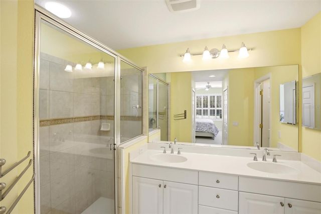 5655 KEY LARGO COURT 5655, Bradenton, FL 34203