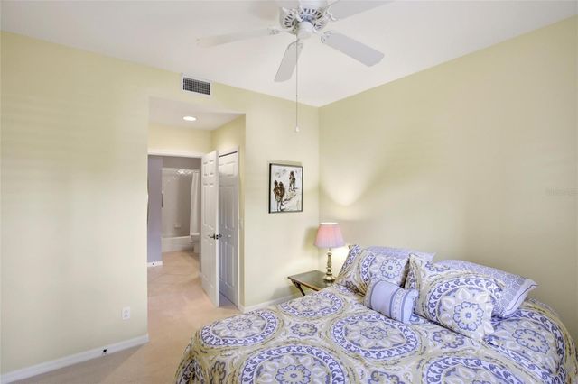 5655 KEY LARGO COURT 5655, Bradenton, FL 34203