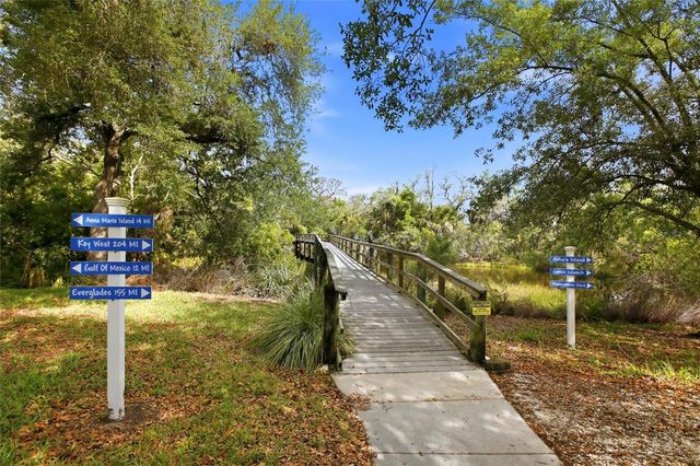 5655 KEY LARGO COURT 5655, Bradenton, FL 34203