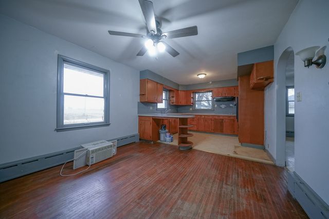 2610 S Klinger Road, Pecatonica, IL 61063