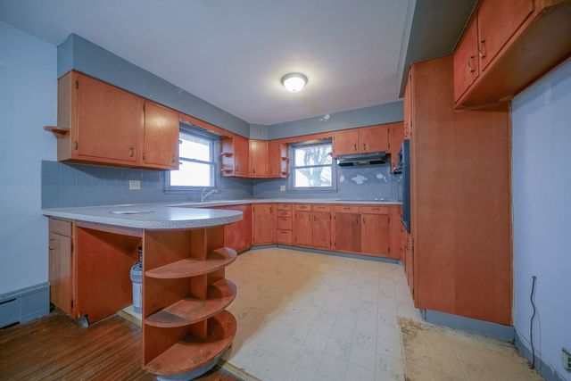 2610 S Klinger Road, Pecatonica, IL 61063