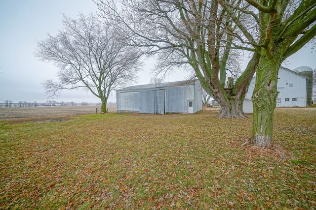 2610 S Klinger Road, Pecatonica, IL 61063