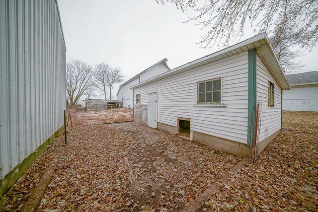 2610 S Klinger Road, Pecatonica, IL 61063