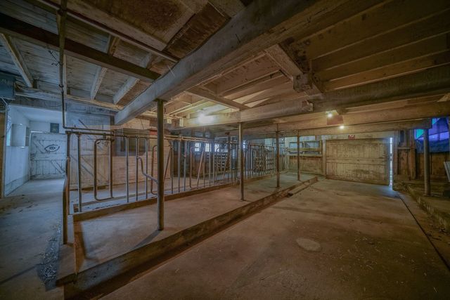 2610 S Klinger Road, Pecatonica, IL 61063