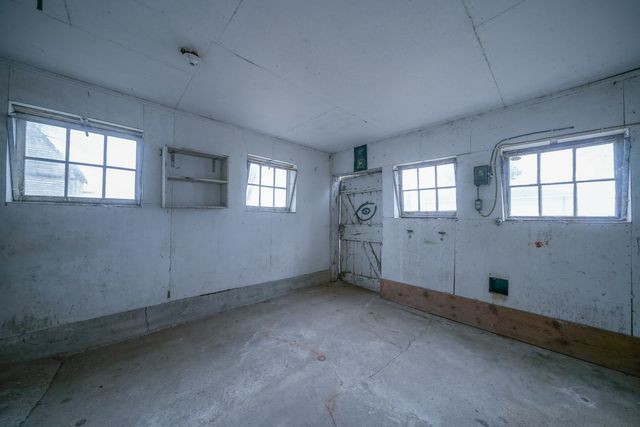 2610 S Klinger Road, Pecatonica, IL 61063