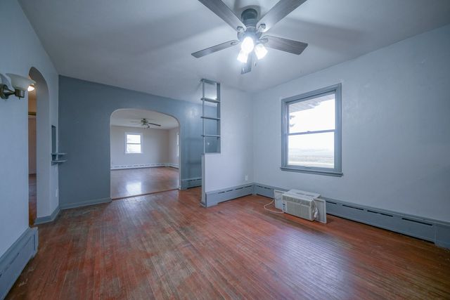 2610 S Klinger Road, Pecatonica, IL 61063