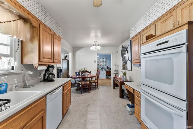 3406 Thames Drive, Fort Wayne, IN 46815