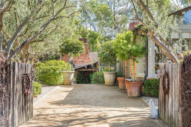 724 Poppy Avenue, Corona Del Mar, CA 92625