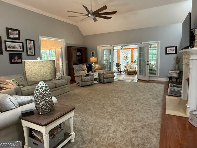 231 N Lakeshore Drive, Carrollton, GA 30117