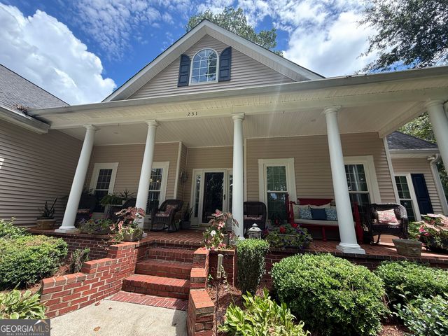 231 N Lakeshore Drive, Carrollton, GA 30117