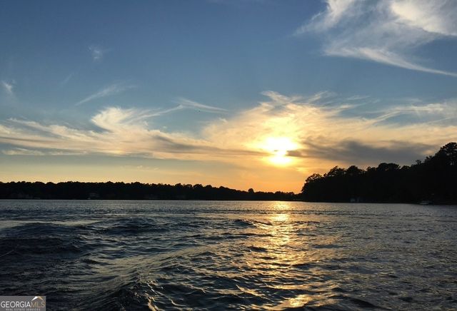 231 N Lakeshore Drive, Carrollton, GA 30117