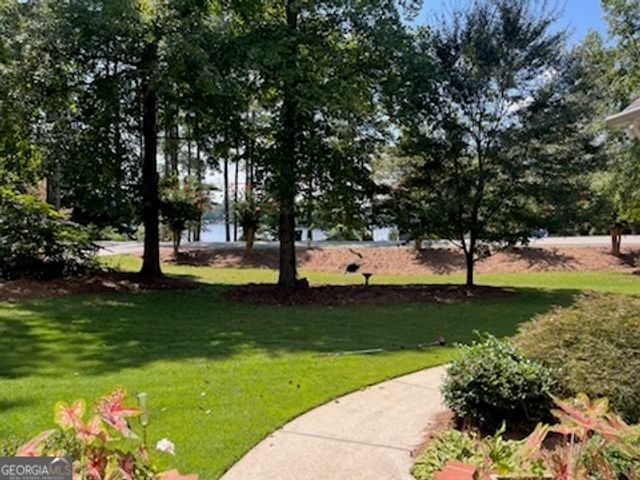 231 N Lakeshore Drive, Carrollton, GA 30117